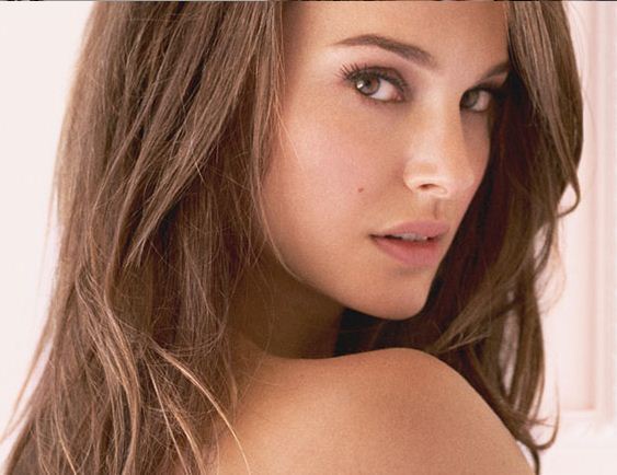 Top 10 Hottest Hollywood Actresses